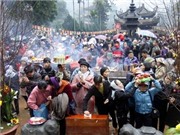 Bóng đá anh, ngoại hạng anh, lịch thi đấu euro 2012, Chen chúc ngạt thở trong ngày khai hội chùa Hương